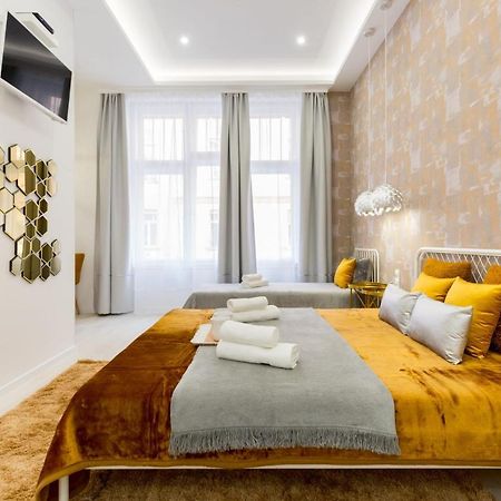 Unique & Lovely Place With Ac Budapest Luaran gambar